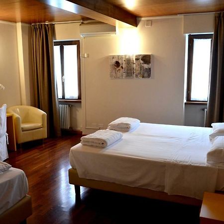 Hotel Pinamonte Costermano sul Garda Exterior foto